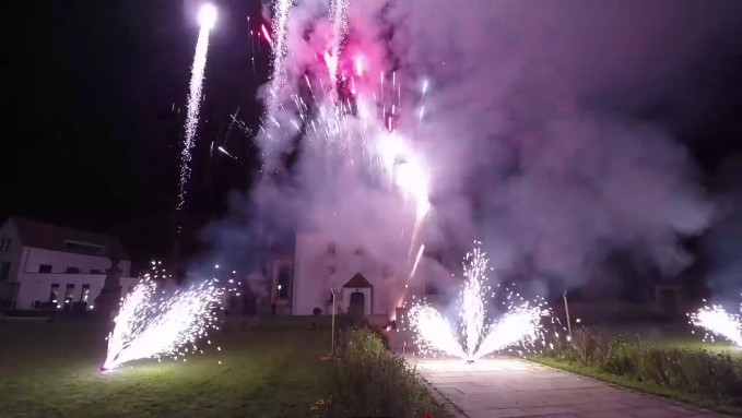 Hochzeitsfeuerwerk 2014 in Meßkirch (Schloß Meßkirch)