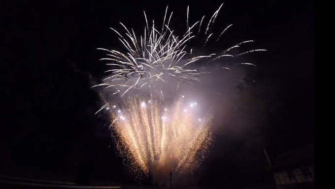 Hochzeitsfeuerwerk 2015 in Bad Urach (Künkele Mühle)