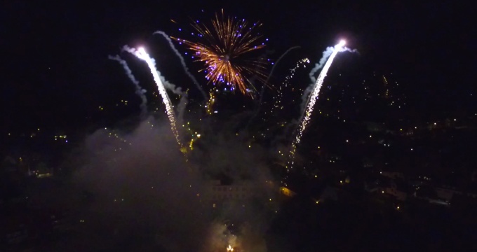 Hochzeitsfeuerwerk im Schloßgarten des Schloß Donzdorf