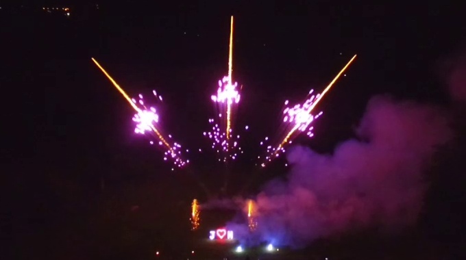 Hochzeitsfeuerwerk 2016 in Frickenhausen (Landkreis Esslingen)