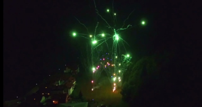 Geburtstagsfeuerwerk als Musikfeuerwerk im Nassachtal