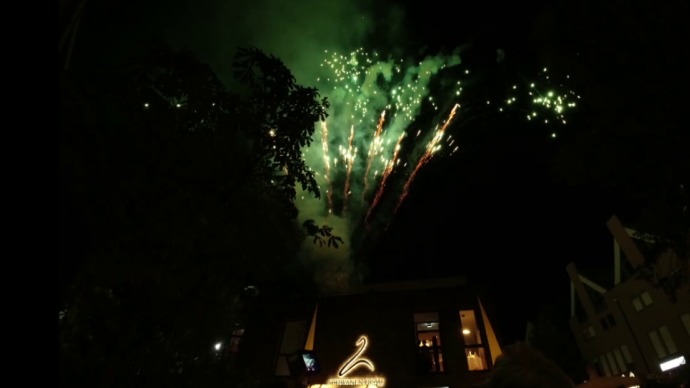 Musikfeuerwerk anlässlich der Einweihung des Anbaus vom Schwanen-Bräu Bernhausen